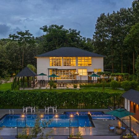 Vismita County Hotel Chikmagalūr Buitenkant foto