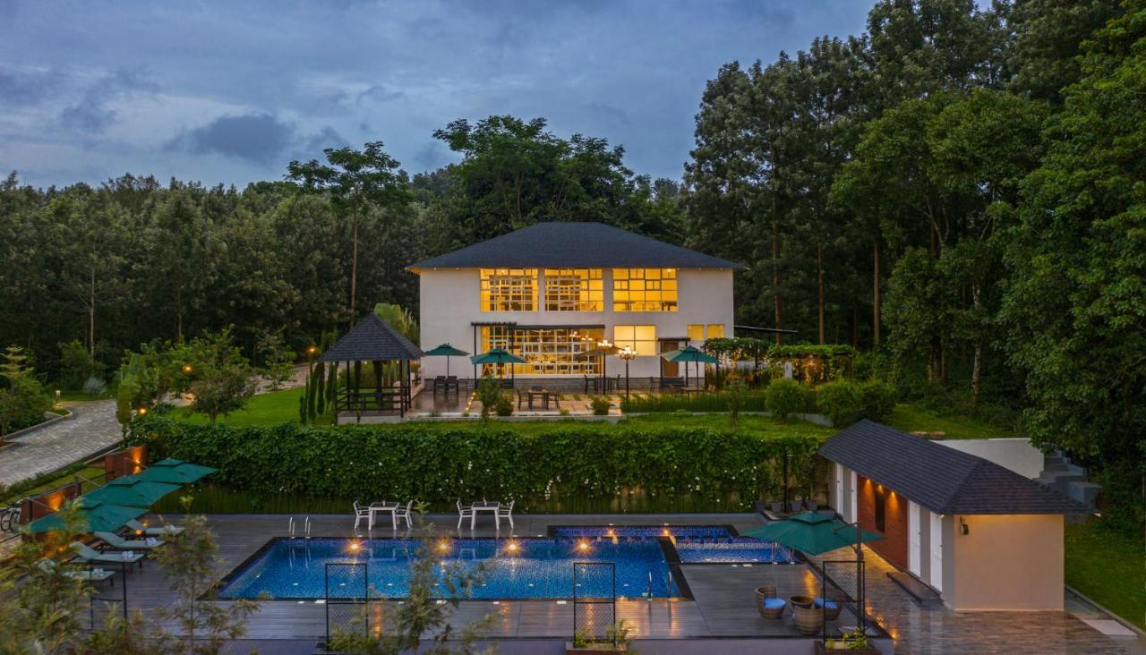 Vismita County Hotel Chikmagalūr Buitenkant foto