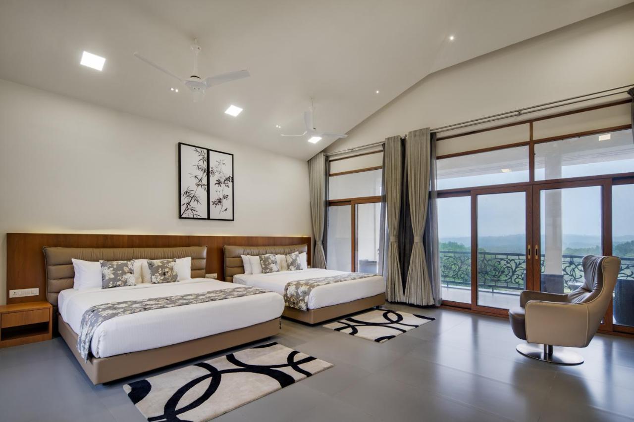 Vismita County Hotel Chikmagalūr Buitenkant foto